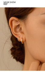 Minimal Hoop Earrings
