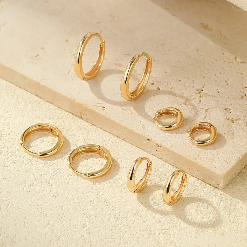Minimal Hoop Earrings