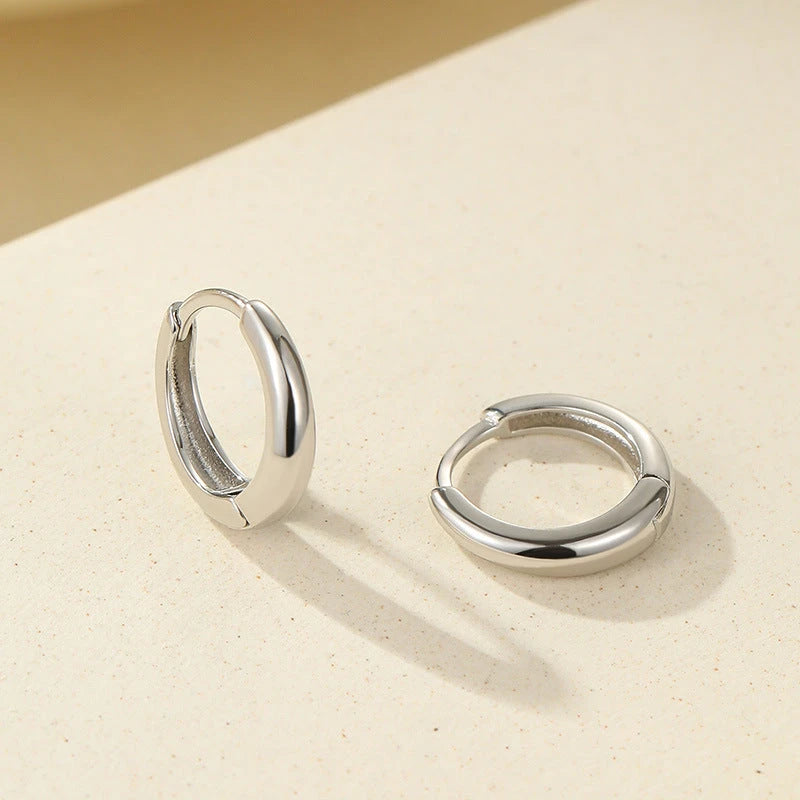 Minimal Hoop Earrings