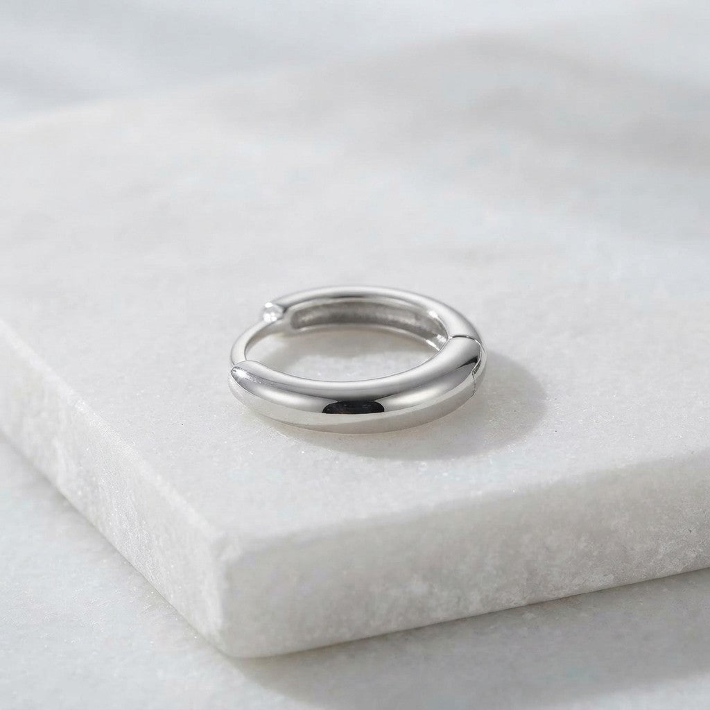Minimal Hoop Earrings